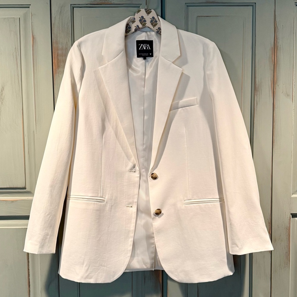Zara Ivory Blazer with Button Accents